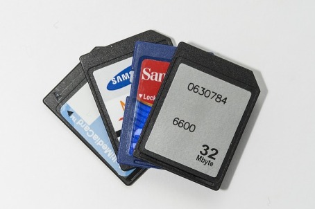 memory-cards-1426566_640